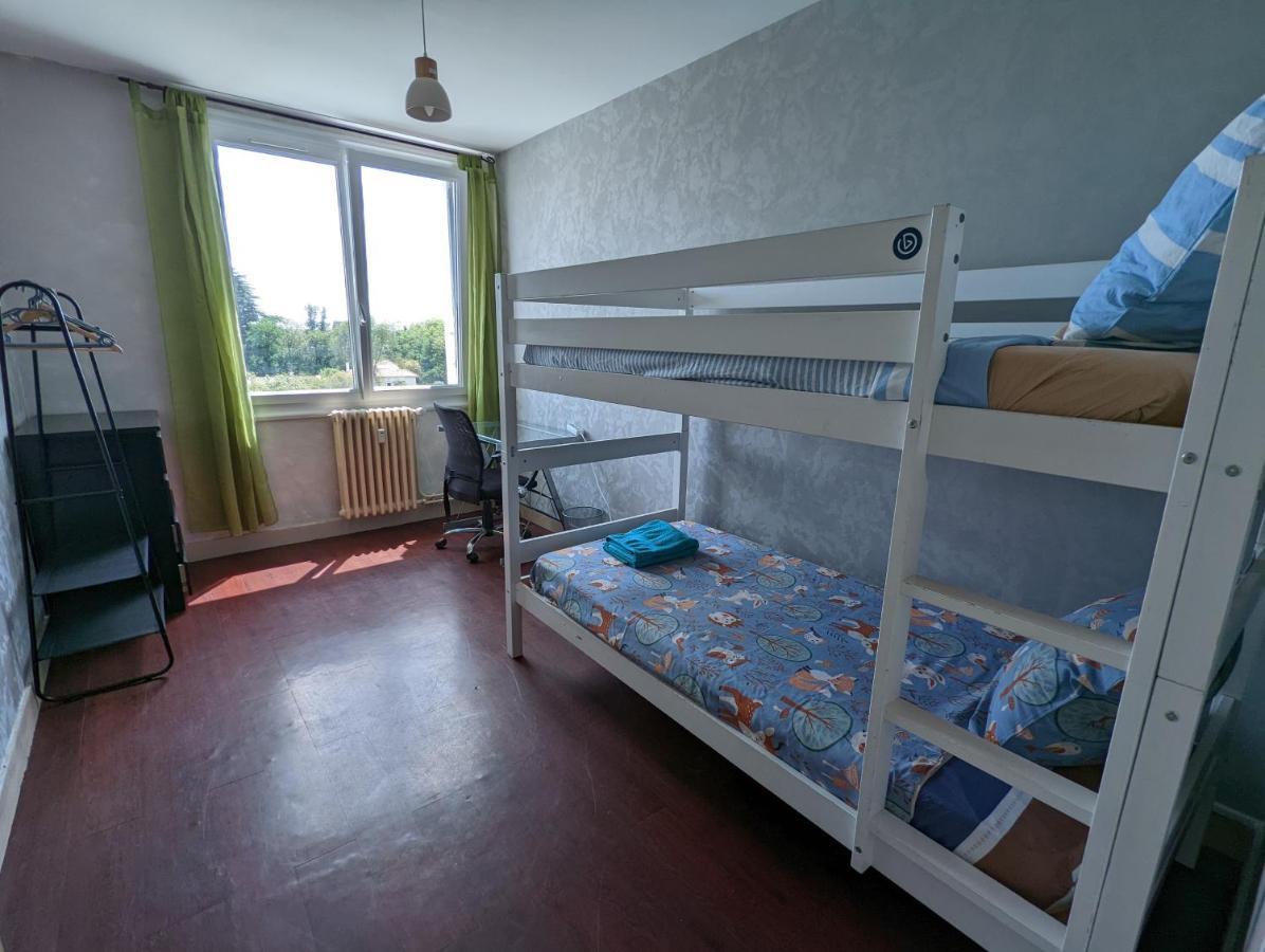 Bellejoie - Appartement T3- Poitiers Sud - Direct Futuroscope - Parking Et Wifi Gratuit Ngoại thất bức ảnh