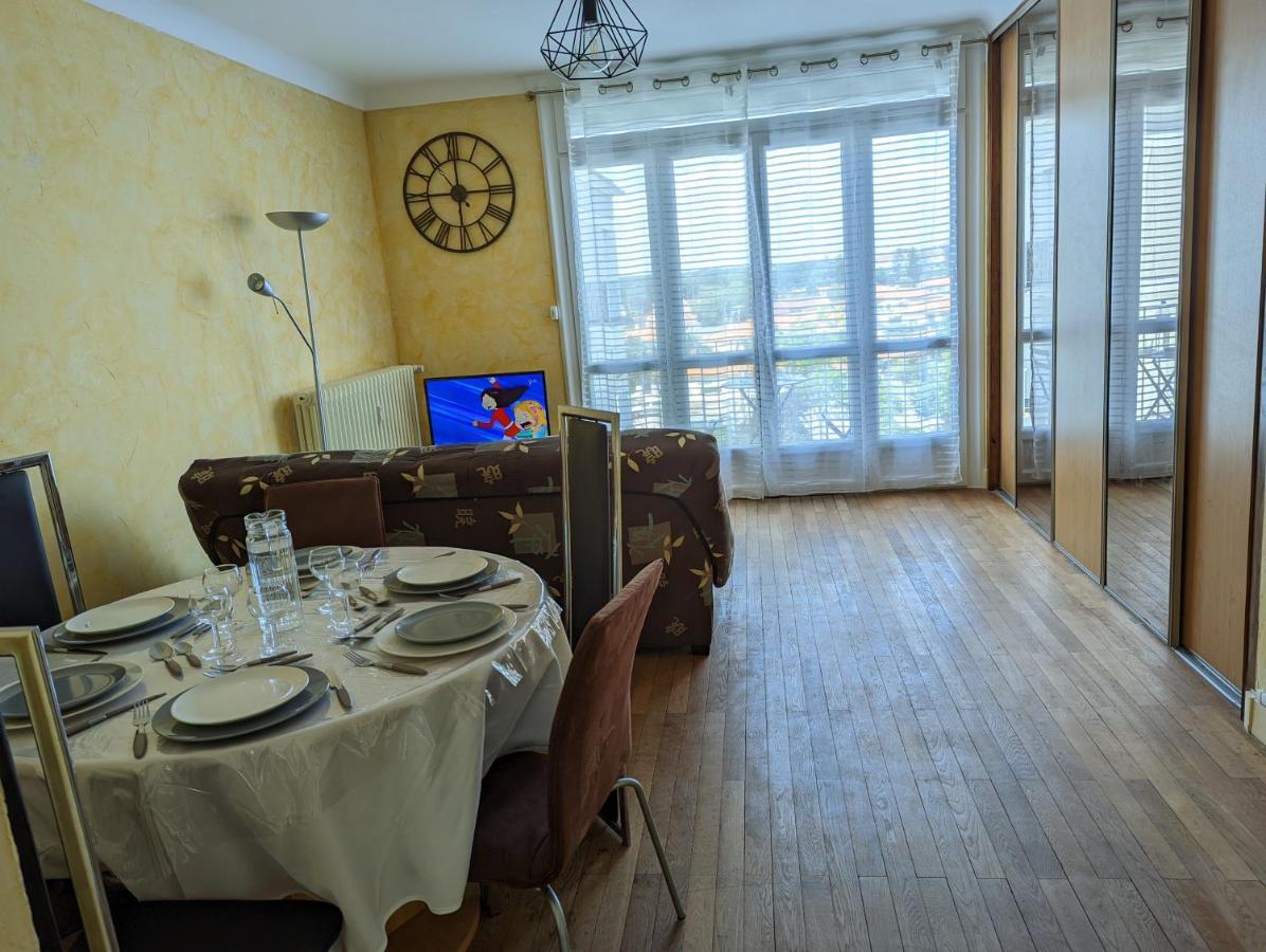 Bellejoie - Appartement T3- Poitiers Sud - Direct Futuroscope - Parking Et Wifi Gratuit Ngoại thất bức ảnh