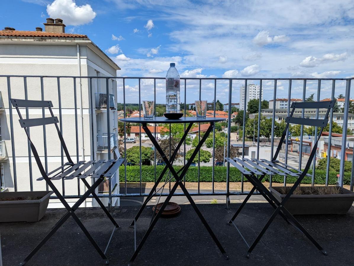 Bellejoie - Appartement T3- Poitiers Sud - Direct Futuroscope - Parking Et Wifi Gratuit Ngoại thất bức ảnh