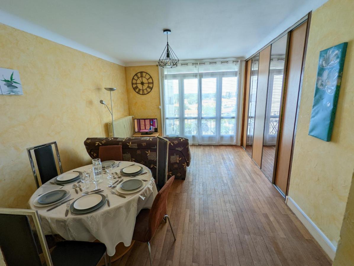 Bellejoie - Appartement T3- Poitiers Sud - Direct Futuroscope - Parking Et Wifi Gratuit Ngoại thất bức ảnh